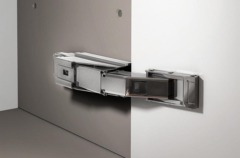 Hinges with soft-closing function
