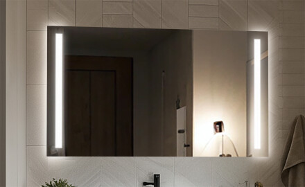 Rectangular battery-powered mirrors