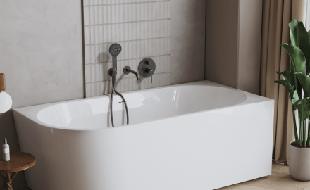 Astri freestanding wall-mounted bathtub, 150 cm, right-sided, complete with a trap, drain plug, and an elegant overflow