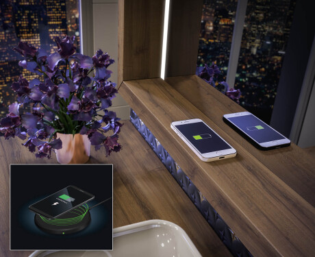 LED bathroom mirror with a WoodenFrame frame in Oslo Oak color #7